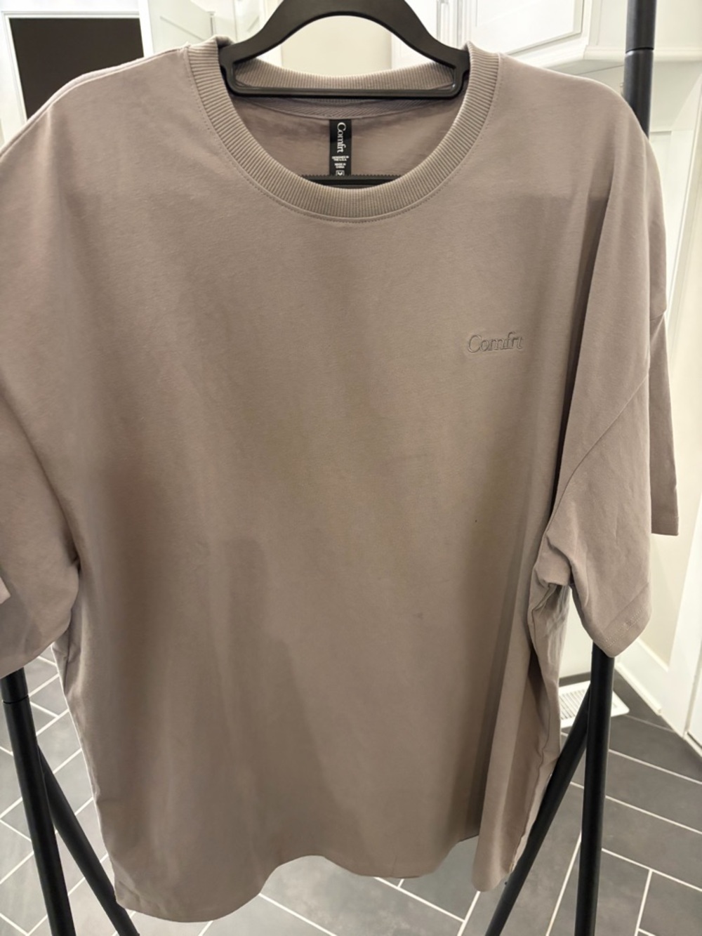Comfort Crew Neck T‑Shirt in Taupe